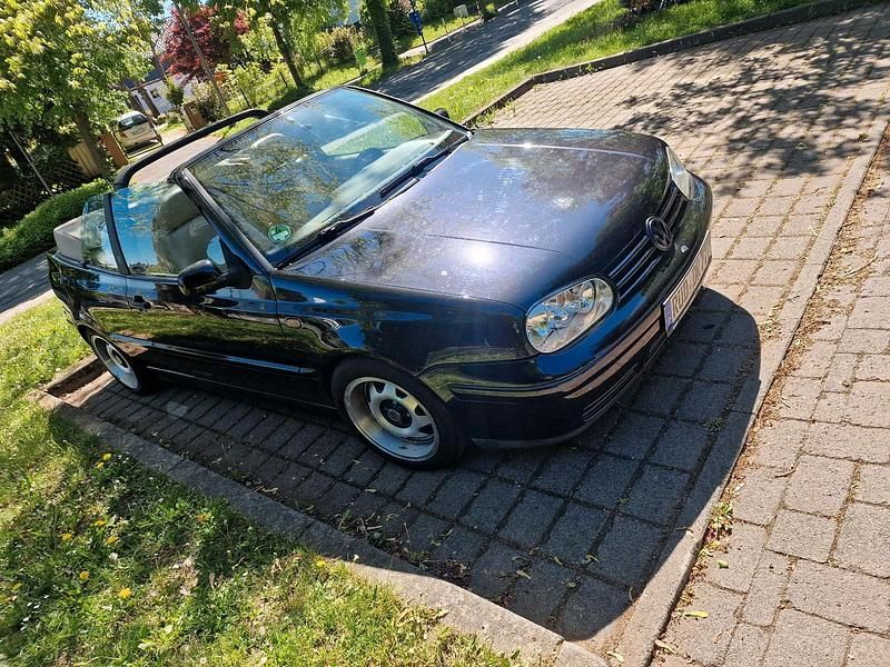 Gebraucht VW Golf Cabriolet 116 PS (85 kW) 1998 Schwarz Cabrio