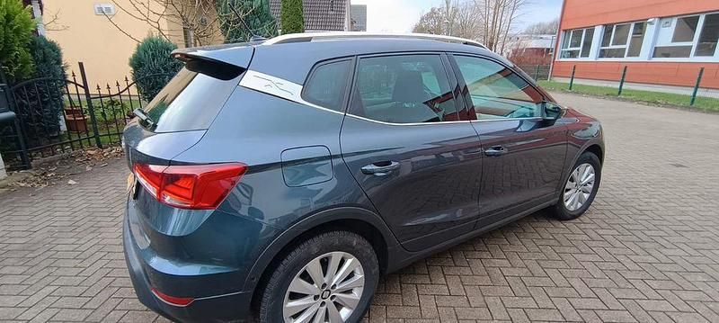 Gebraucht Seat Arona XCELLENCE 95 PS (69 kW) 2021 Grau SUV