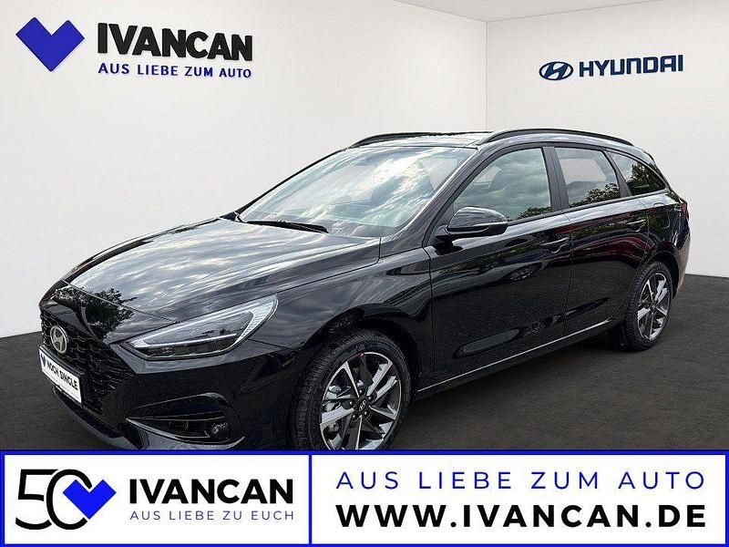 Abyss black Neu 2025 Hyundai i30 Advantage Kombi | 29.490 € (Fairer Preis) - Bild 1/4