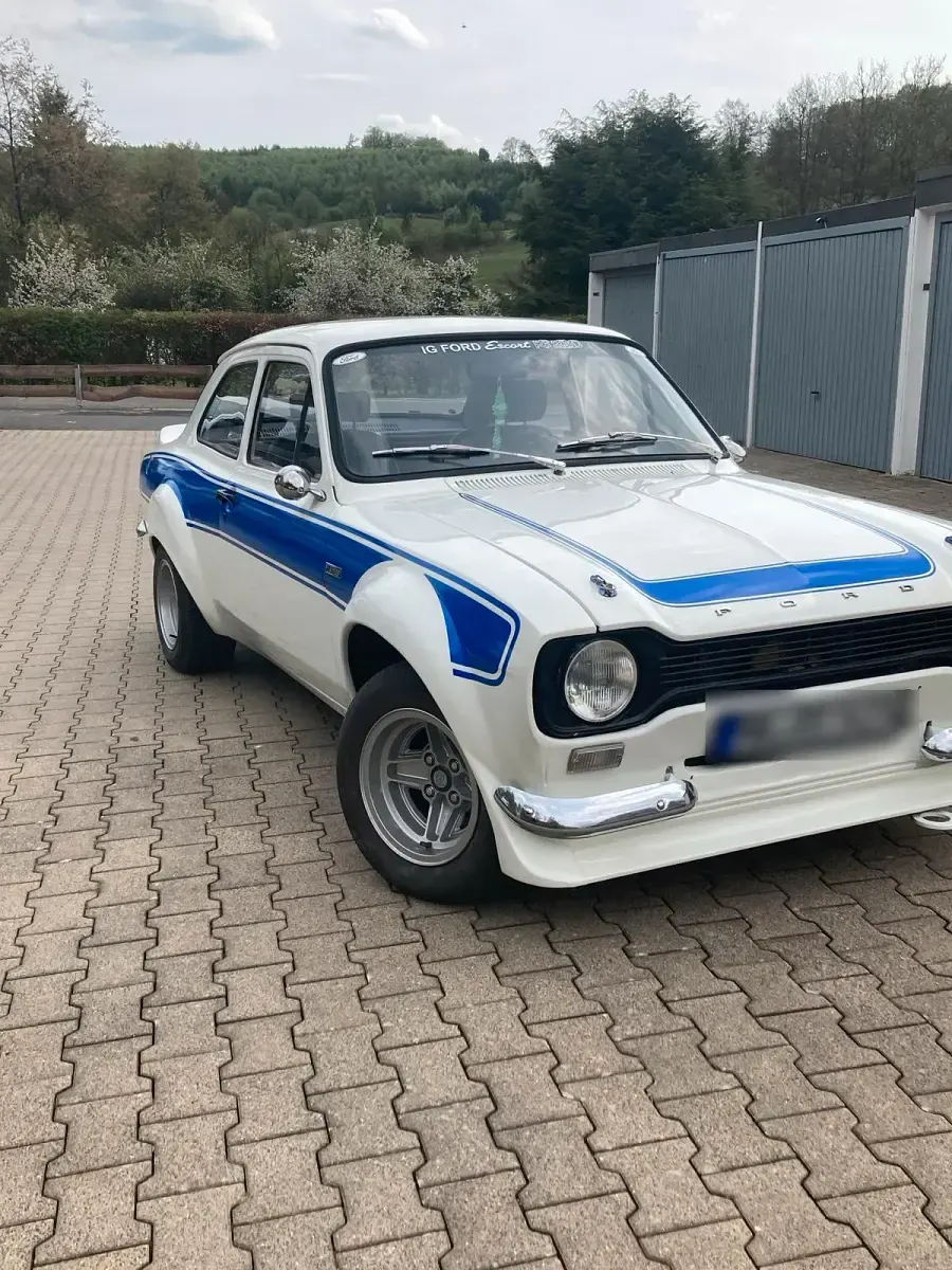 Gebraucht Ford Escort RS 140 PS (102 kW) 1975 Weiß Limousine