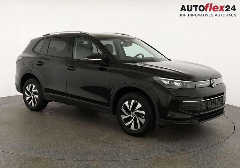 Grenadill schwarz met... Gebraucht 2025 VW Tiguan Life SUV | 47.245 € (Teuer) - Bild 1/4
