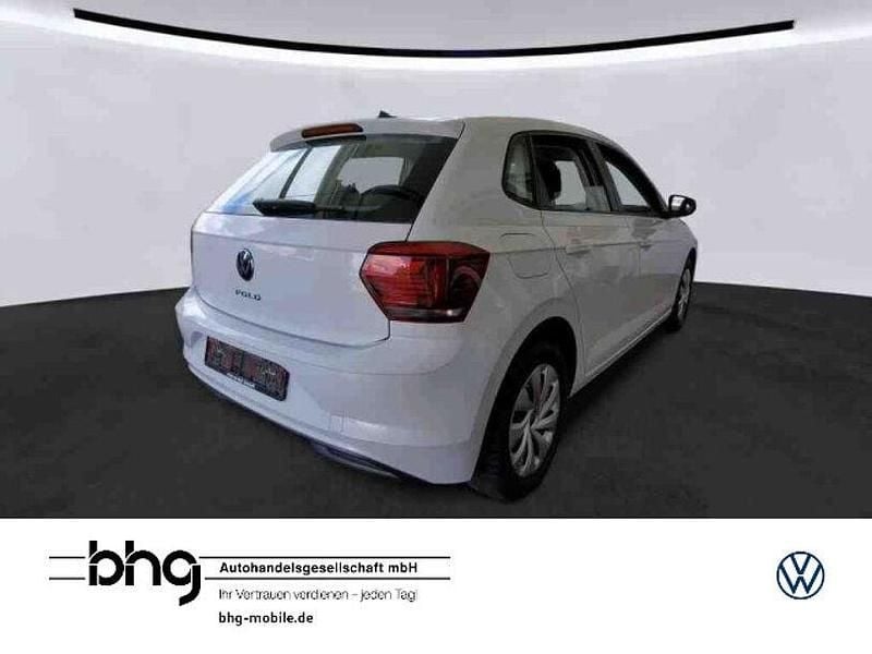 Weiß Gebraucht 2020 VW Polo Trendline Limousine | 13.230 € (Fairer Preis) - Bild 1/2