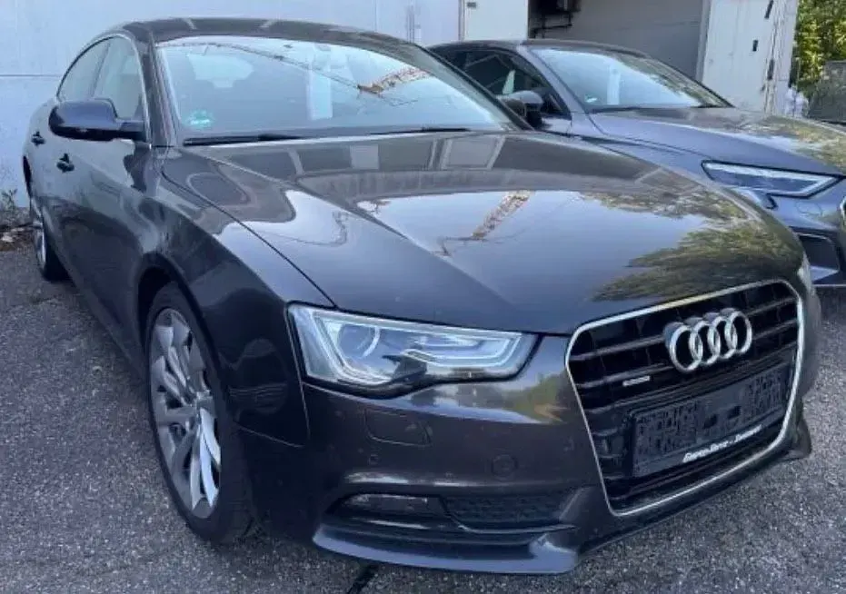 Gebraucht Audi A5 Sportback Design 245 PS (180 kW) 2015 Grau Kleinwagen