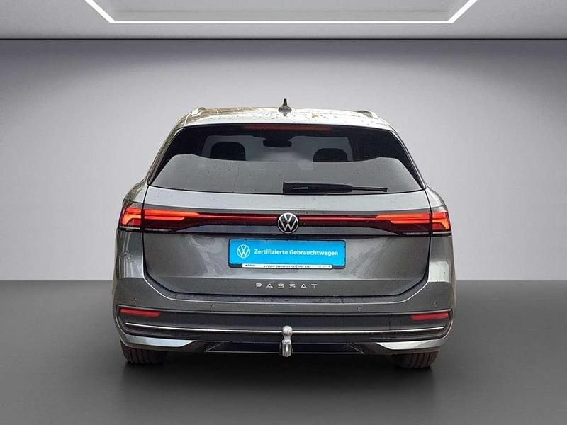 Gebraucht VW Passat Business 150 PS (110 kW) 2025 Grau Kombi