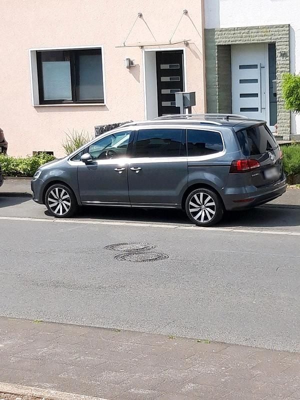 Gebraucht VW Sharan 150 PS (110 kW) 2017 Grau Van / Kleinbus