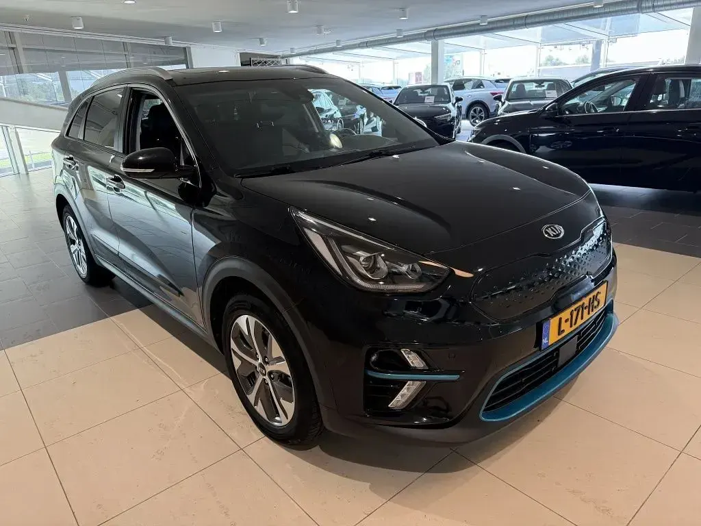 Gebraucht Kia e-Niro 100 kW (136 PS) 2021 Schwarz SUV