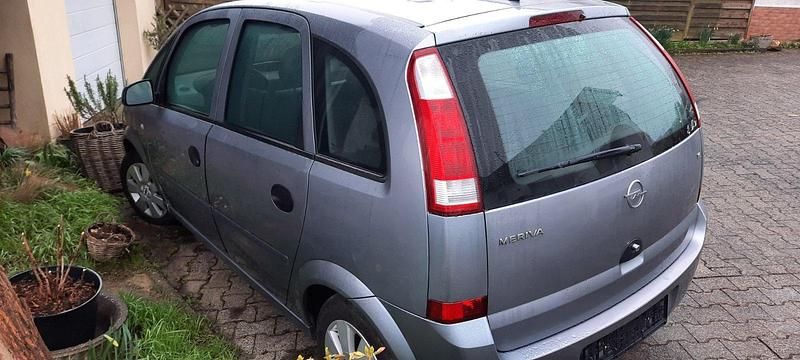 Gebraucht Opel Meriva 96 PS (70 kW) 2004 Grau Van / Kleinbus