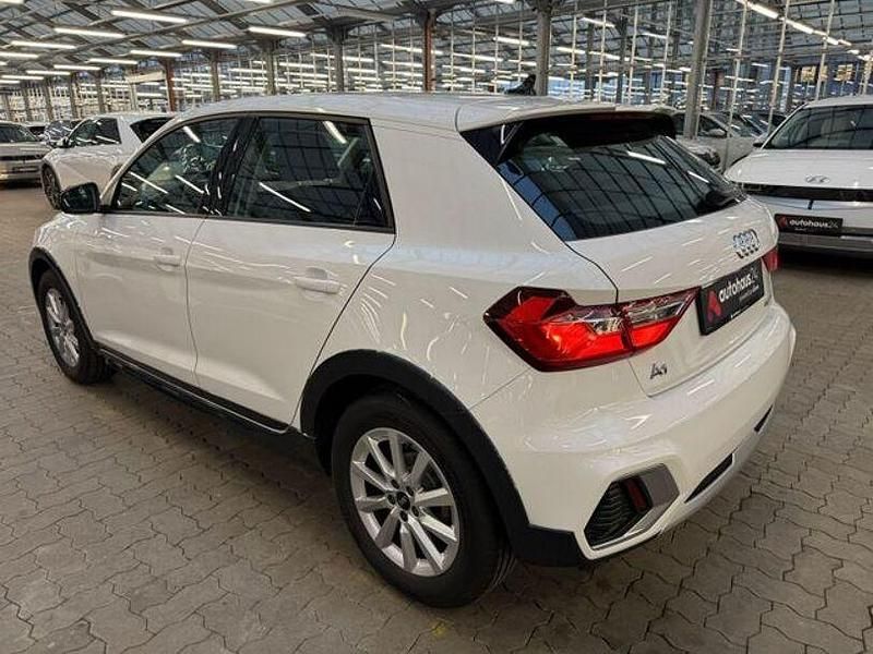 Gebraucht Audi A1 Basis 110 PS (80 kW) 2022 Weiß Kleinwagen