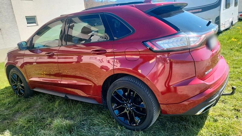 Usata Ford Edge 209 CV (153 kW) 2017 Rosso SUV