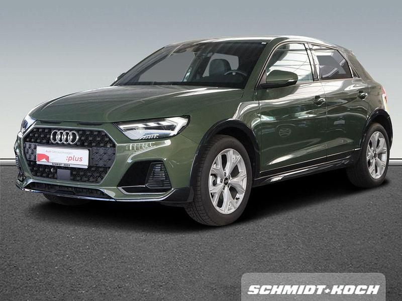 Gebraucht Audi A1 S-Line 116 PS (85 kW) 2024 Distriktgrün metallic Kleinwagen