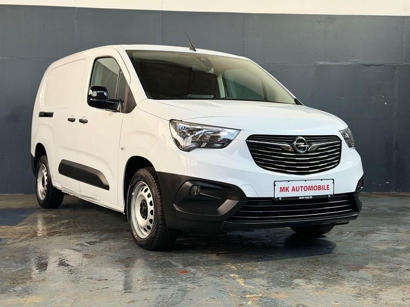 Gebraucht Opel Combo Basis 102 PS (75 kW) 2024 Weiß Van / Kleinbus