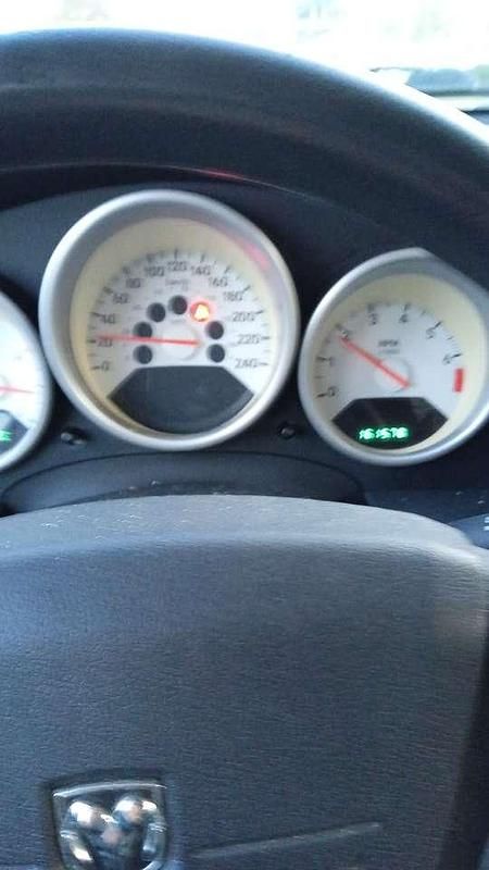 Gebraucht Dodge Caliber 150 PS (110 kW) 2011 Schwarz Kleinwagen