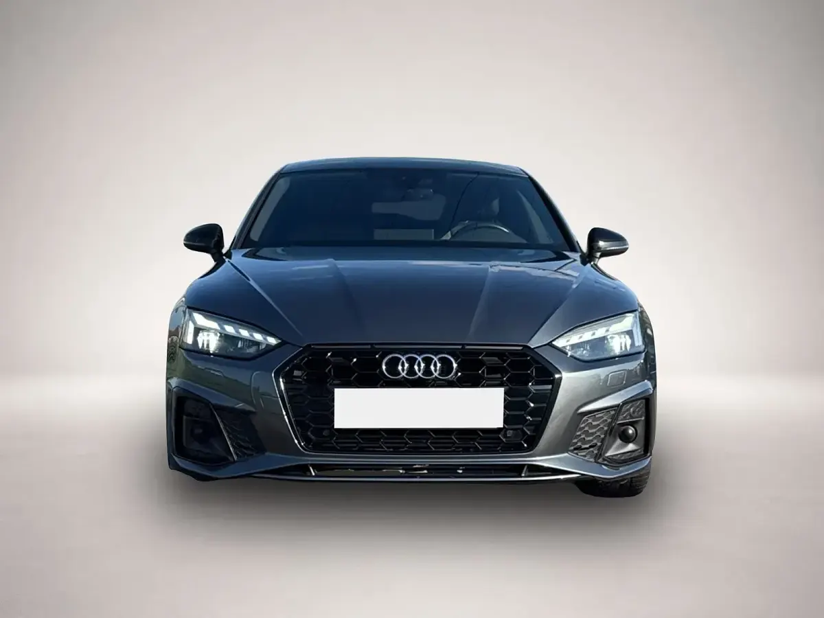 Gebraucht Audi A5 Sportback 204 PS (150 kW) 2023 Daytonagrau perleffekt Kleinwagen