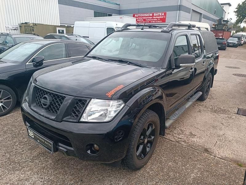 Schwarz Gebraucht 2014 Nissan Navara Abholung | 7.450 € (Fairer Preis) - Bild 1/4