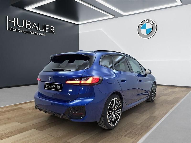 Gebraucht BMW 218 Active Tourer M Sport 150 PS (110 kW) 2022 Blau Van / Kleinbus
