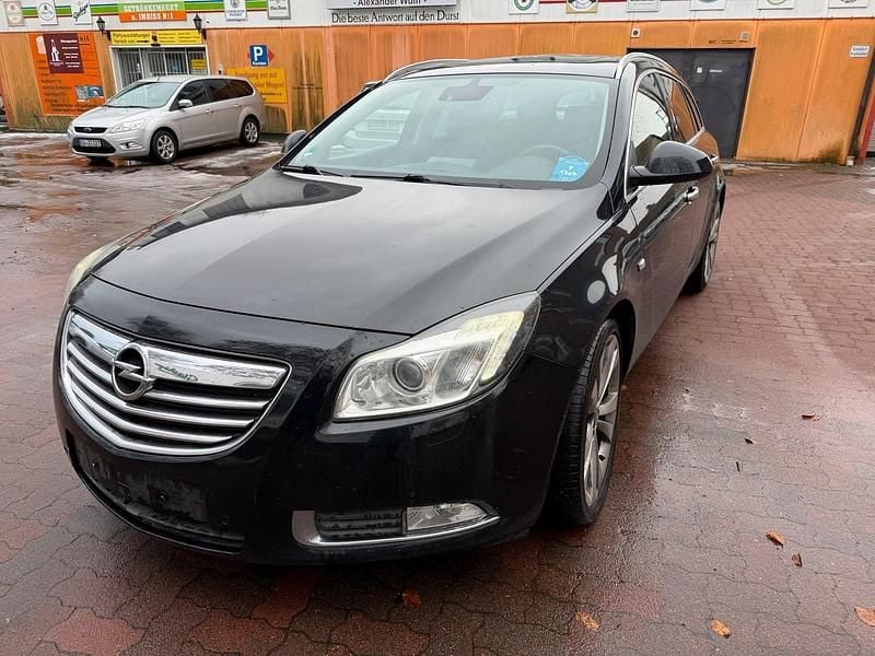 Gebraucht Opel Insignia 160 PS (117 kW) 2011 Schwarz Kombi