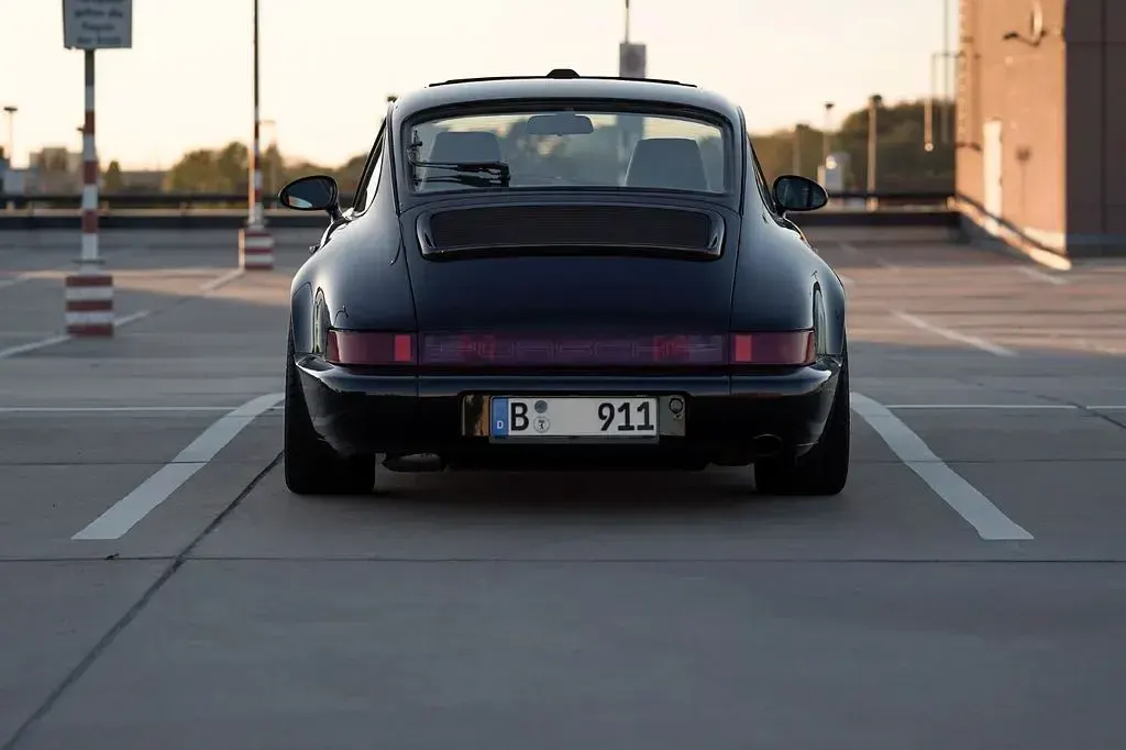 Gebraucht Porsche 911 Carrera 4 250 PS (183 kW) 1993 Schwarz