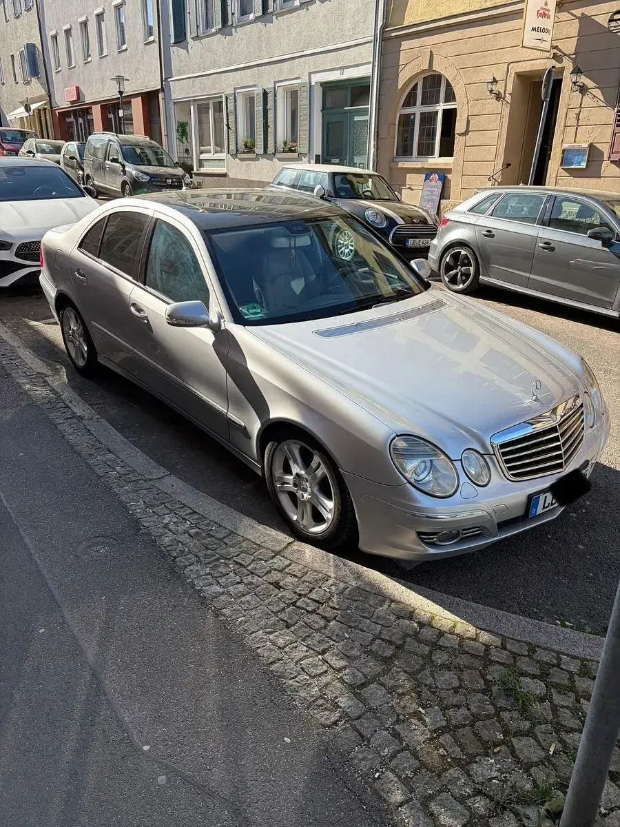 Gebraucht Mercedes E280 Avantgarde 231 PS (169 kW) 2007 Grau Limousine