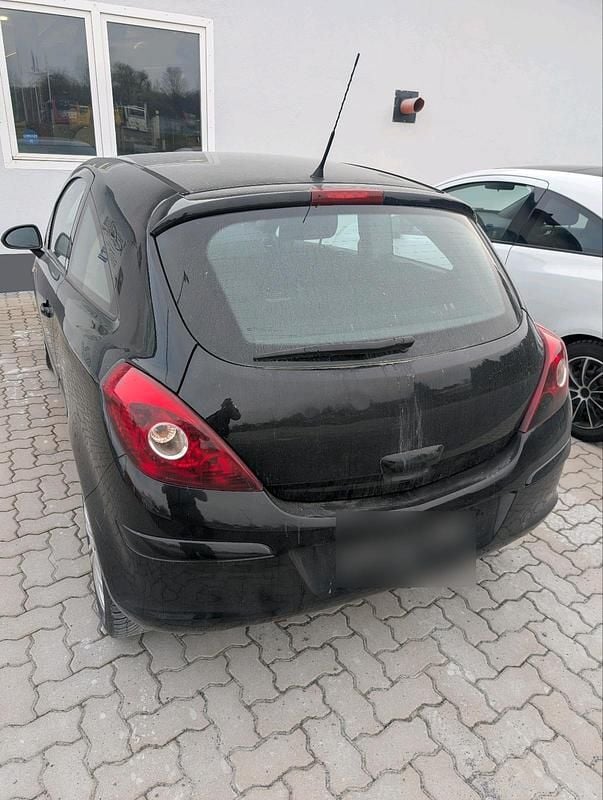 Second-hand Opel Corsa 80 CP (58 kW) 2007 Negru Hatchback