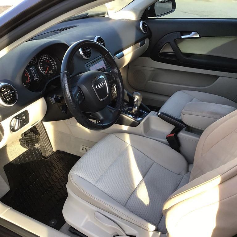 Gebraucht Audi A3 Ambition 140 PS (102 kW) 2009 Grau Limousine