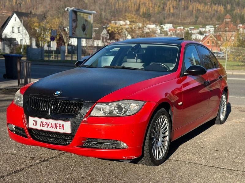 Rot Gebraucht 2006 BMW 320 Sport Line Limousine | 2.850 € (Guter Preis) - Bild 1/4