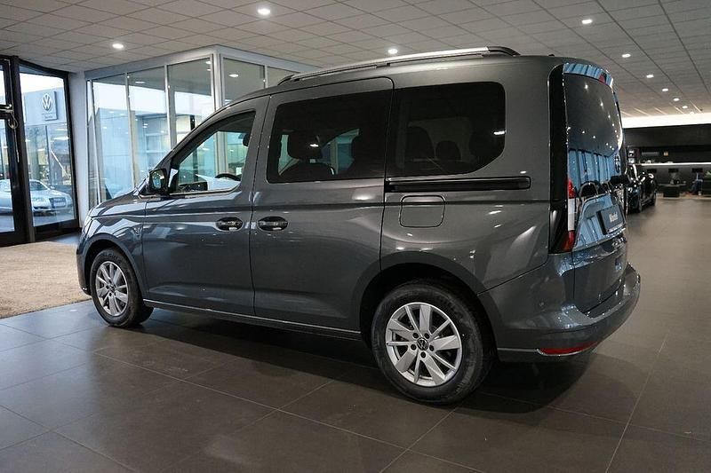 Gebraucht VW Caddy Life 122 PS (89 kW) 2025 Grau Van / Kleinbus