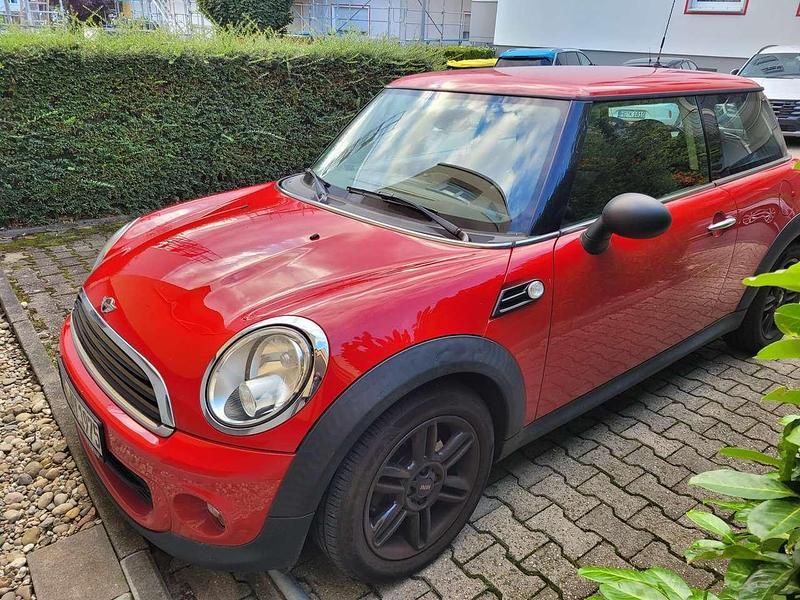 Rot Gebraucht 2013 Mini ONE Kleinwagen | 4.900 € (Fairer Preis) - Bild 1/4