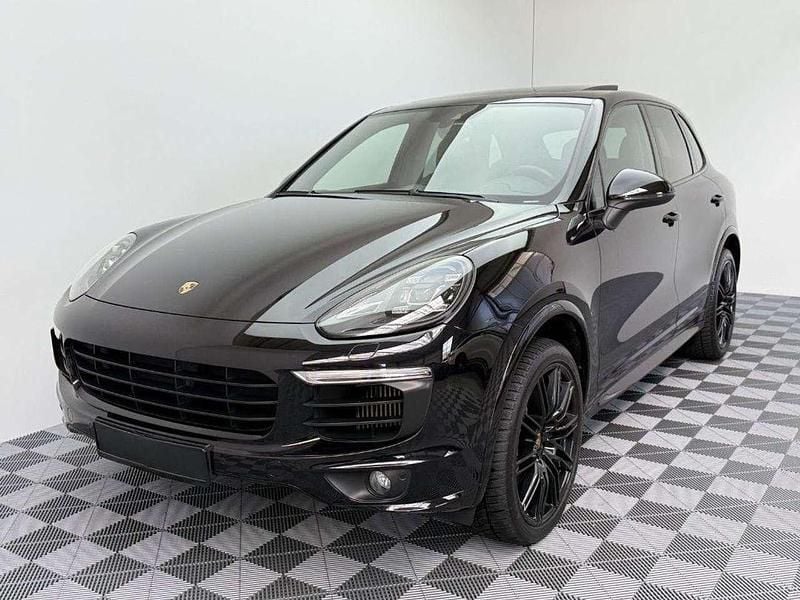 Schwarz Gebraucht 2017 Porsche Cayenne S SUV | 54.900 € - Bild 1/4