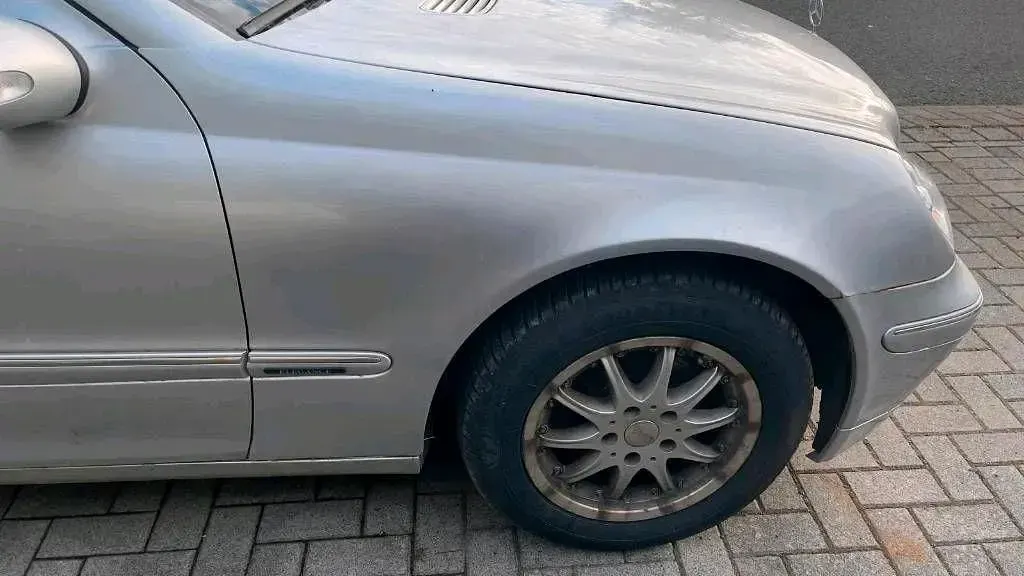 Gebraucht Mercedes C220 150 PS (110 kW) 2002 Silber Limousine