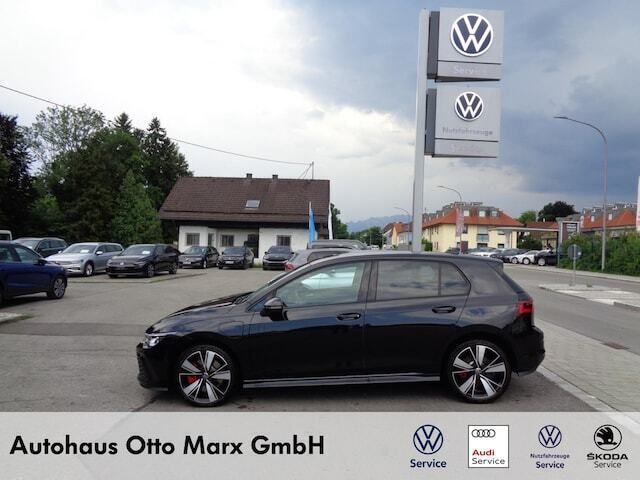 Deep black perleffekt Gebraucht 2022 VW Golf VIII GTE Limousine | 24.900 € (Guter Preis) - Bild 1/4
