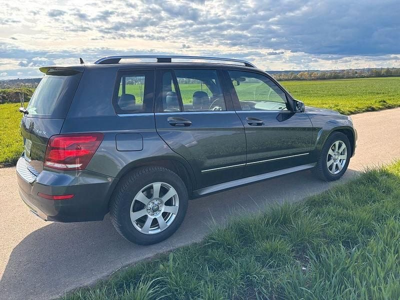 Gebraucht Mercedes GLK220 170 PS (125 kW) 2013 Grau SUV