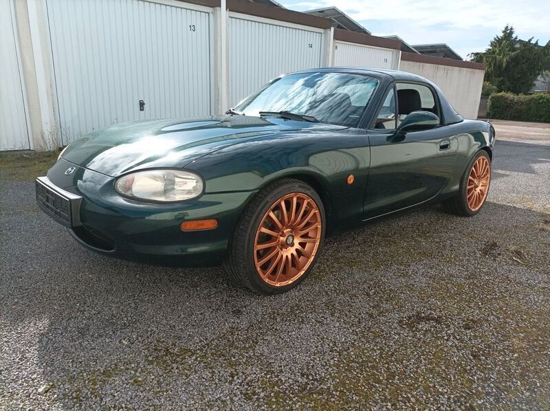 Grün Gebraucht 1998 Mazda MX5 Cabrio | 7.950 € (Teuer) - Bild 1/4