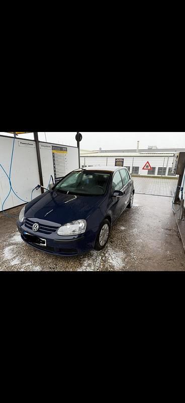 Gebraucht VW Golf V 75 PS (55 kW) 2004 Blau Kleinwagen