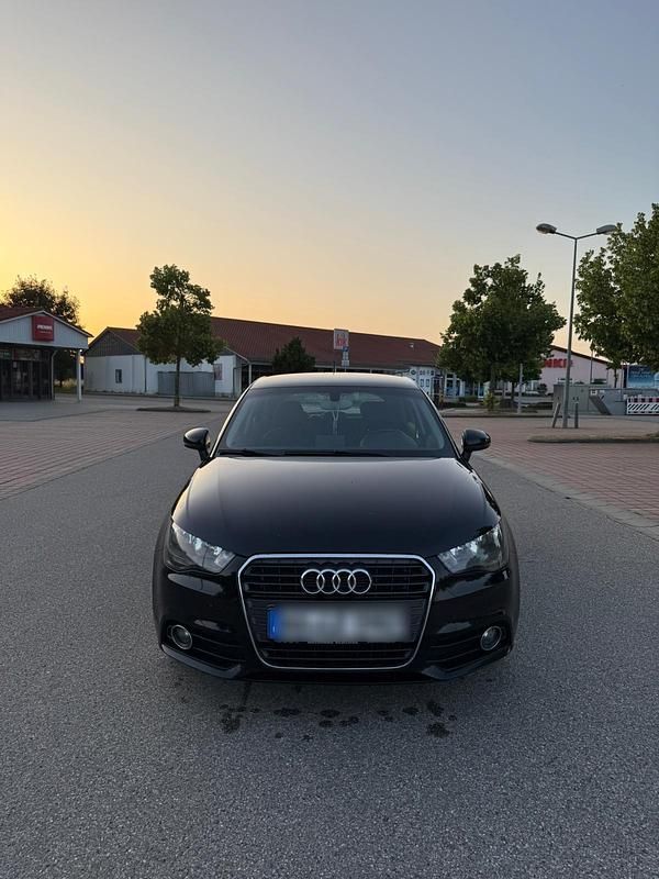 Schwarz Gebraucht 2012 Audi A1 Sportback Kleinwagen | 5.000 € (Fairer Preis) - Bild 1/4