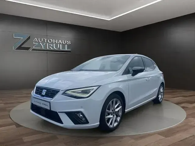Gebraucht Seat Ibiza FR 110 PS (80 kW) 2024 Weiß Kleinwagen