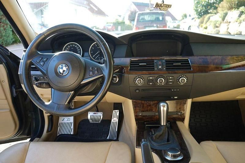 Grün Gebraucht 2006 BMW 530 M Sport Limousine | 8.500 € (Fairer Preis) - Bild 1/4