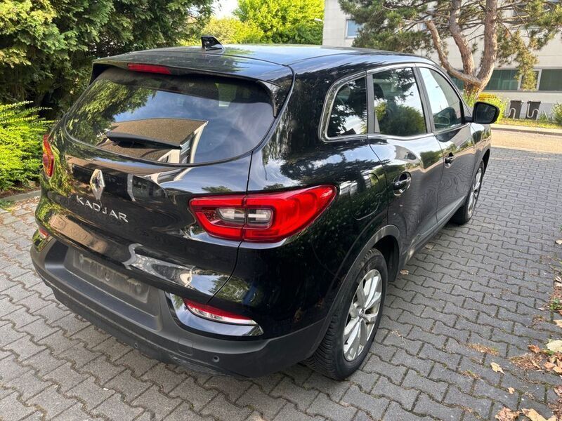 Gebraucht 2022 Renault Kadjar Business SUV | 13.685 € - Bild 1/4