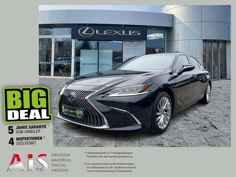 Graphite black Gebraucht 2021 Lexus ES300H Luxury Line Limousine | 36.890 € (Guter Preis) - Bild 1/3