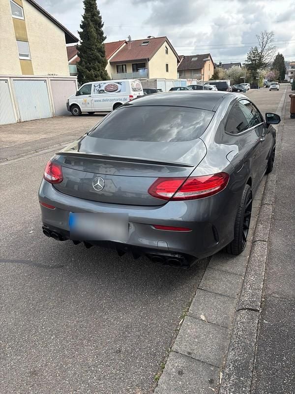 Gebraucht Mercedes C300 245 PS (180 kW) 2017 Grau Coupé