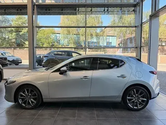 Gebraucht Mazda 3 Selection 122 PS (89 kW) 2021 Silber Limousine