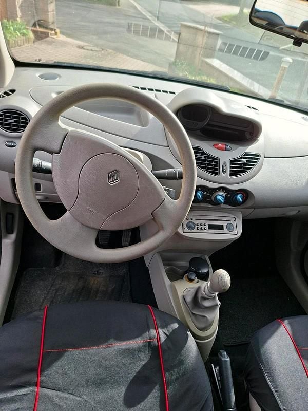 Gebraucht Renault Twingo 76 PS (55 kW) 2008 Schwarz Kleinwagen