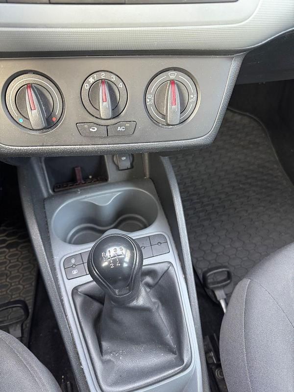 Gebraucht Seat Ibiza Style 105 PS (77 kW) 2014 Weiß Kleinwagen