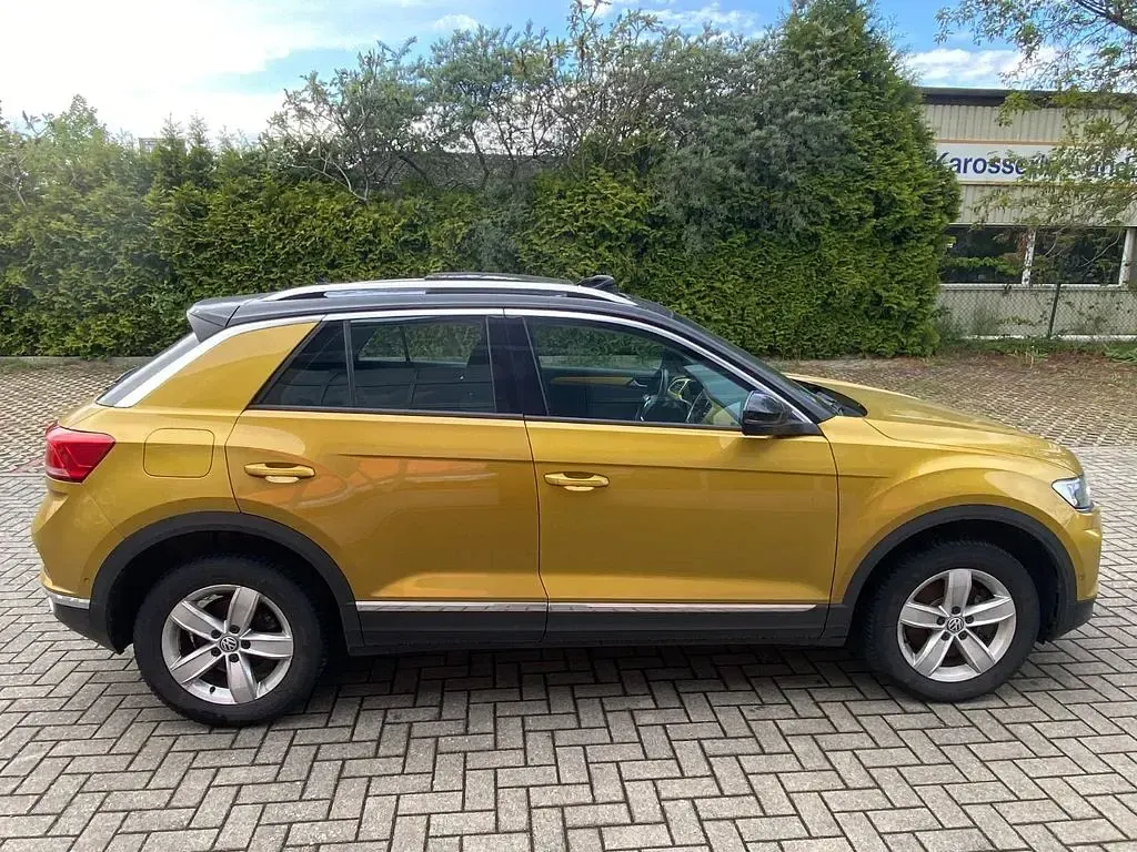 Gebraucht VW T-Roc 150 PS (110 kW) 2018 Gold SUV