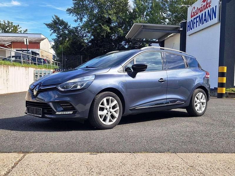 Titangrau (metallic) Gebraucht 2019 Renault Clio GrandTour LIMITED Kombi | 8.500 € (Fairer Preis) - Bild 1/4