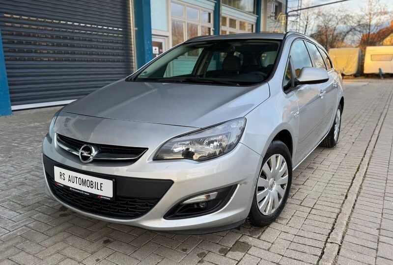 Silber Gebraucht 2014 Opel Astra Energy Kombi | 3.990 € (Guter Preis) - Bild 1/4