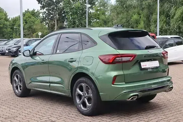 Neu Ford Kuga ST-Line 190 PS (139 kW) 2026 Grün SUV