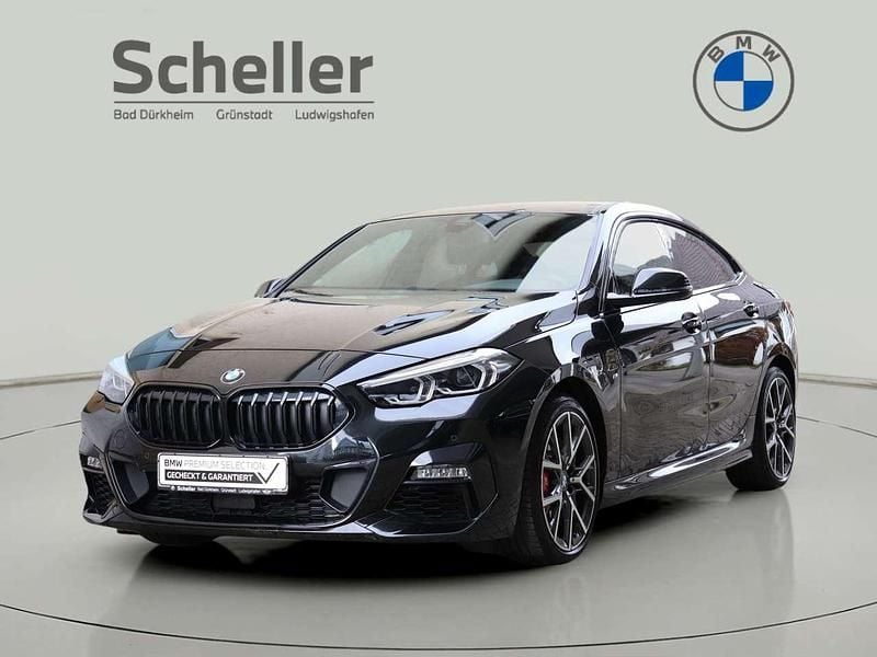 Gebraucht BMW 220 M Sport 178 PS (130 kW) 2023 Black sapphire Coupé