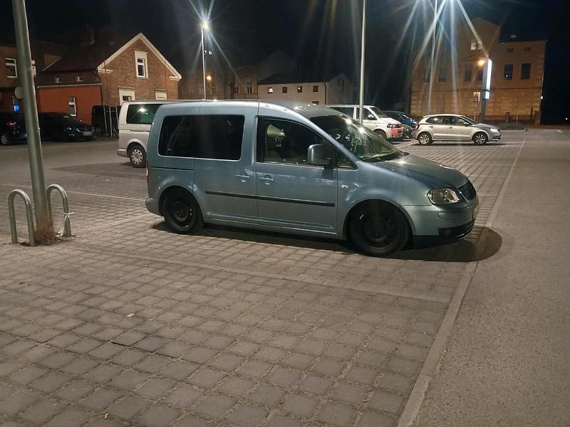 Gebraucht VW Caddy Life 140 PS (102 kW) 2010 Blau Van / Kleinbus