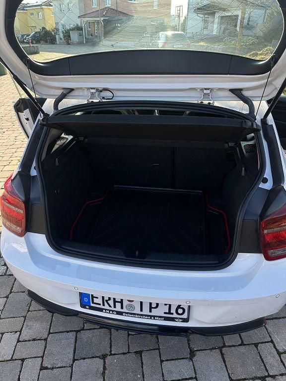 Gebraucht BMW 114 102 PS (75 kW) 2014 Weiß Kleinwagen