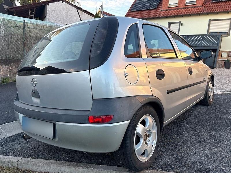 Gebraucht Opel Corsa Comfort 75 PS (55 kW) 2001 Grau Limousine